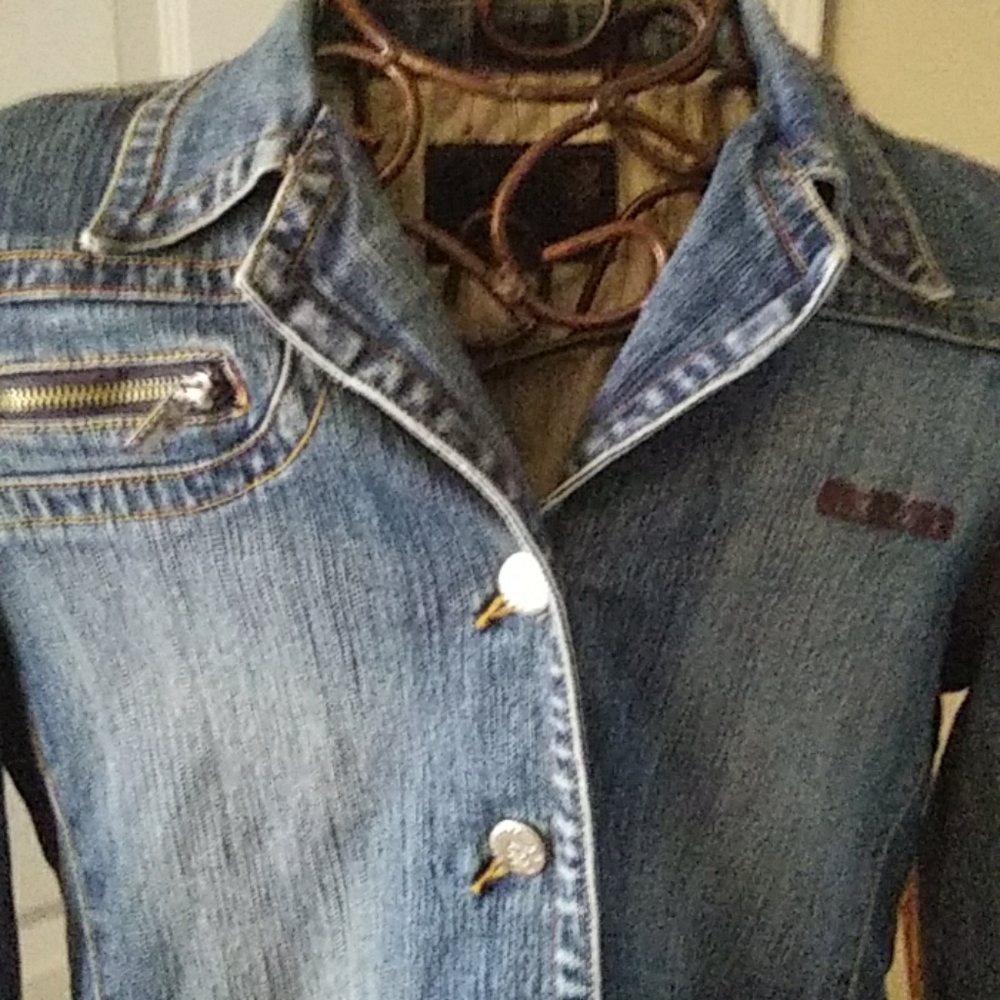 Jacket - Picture 3 of 7